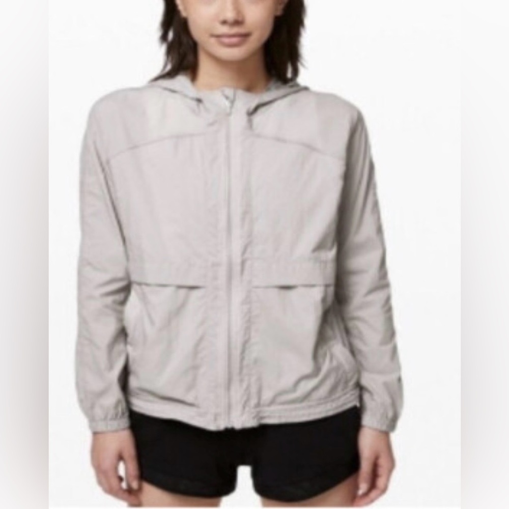 Lululemon hood light jacket